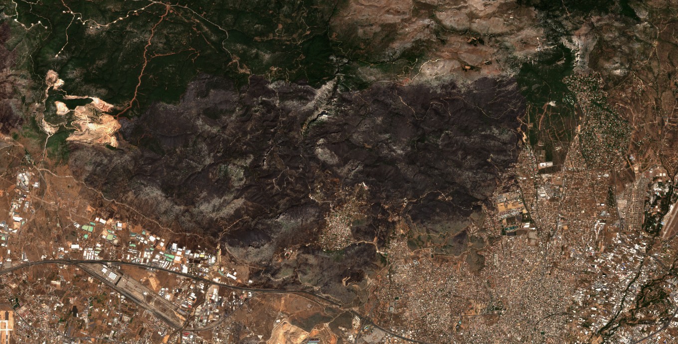 Sentinel-2 false-color composite of Fyli, Athens in Greece. Before and after of the August wildfires. It contains modified Copernicus data. Processed by Sentinel Hub, acquired on 2023–08–23 and 2023–08–28.